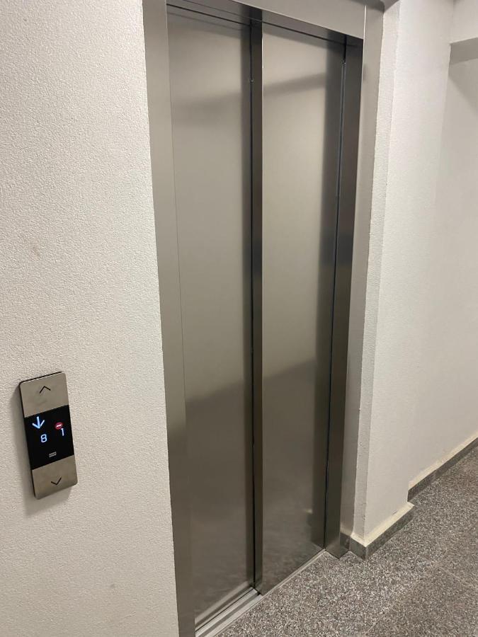 Plazza Studio Bukarest Eksteriør billede