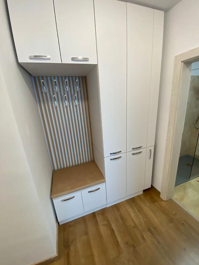Plazza Studio Bukarest Eksteriør billede