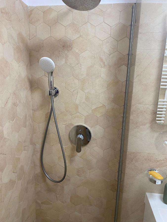 Plazza Studio Bukarest Eksteriør billede