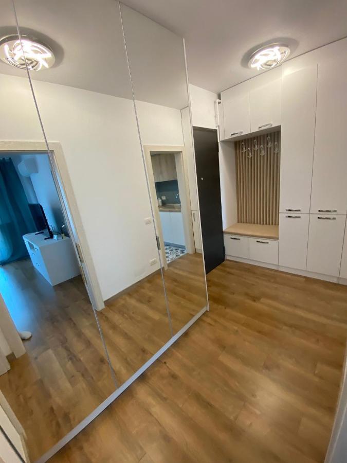 Plazza Studio Bukarest Eksteriør billede